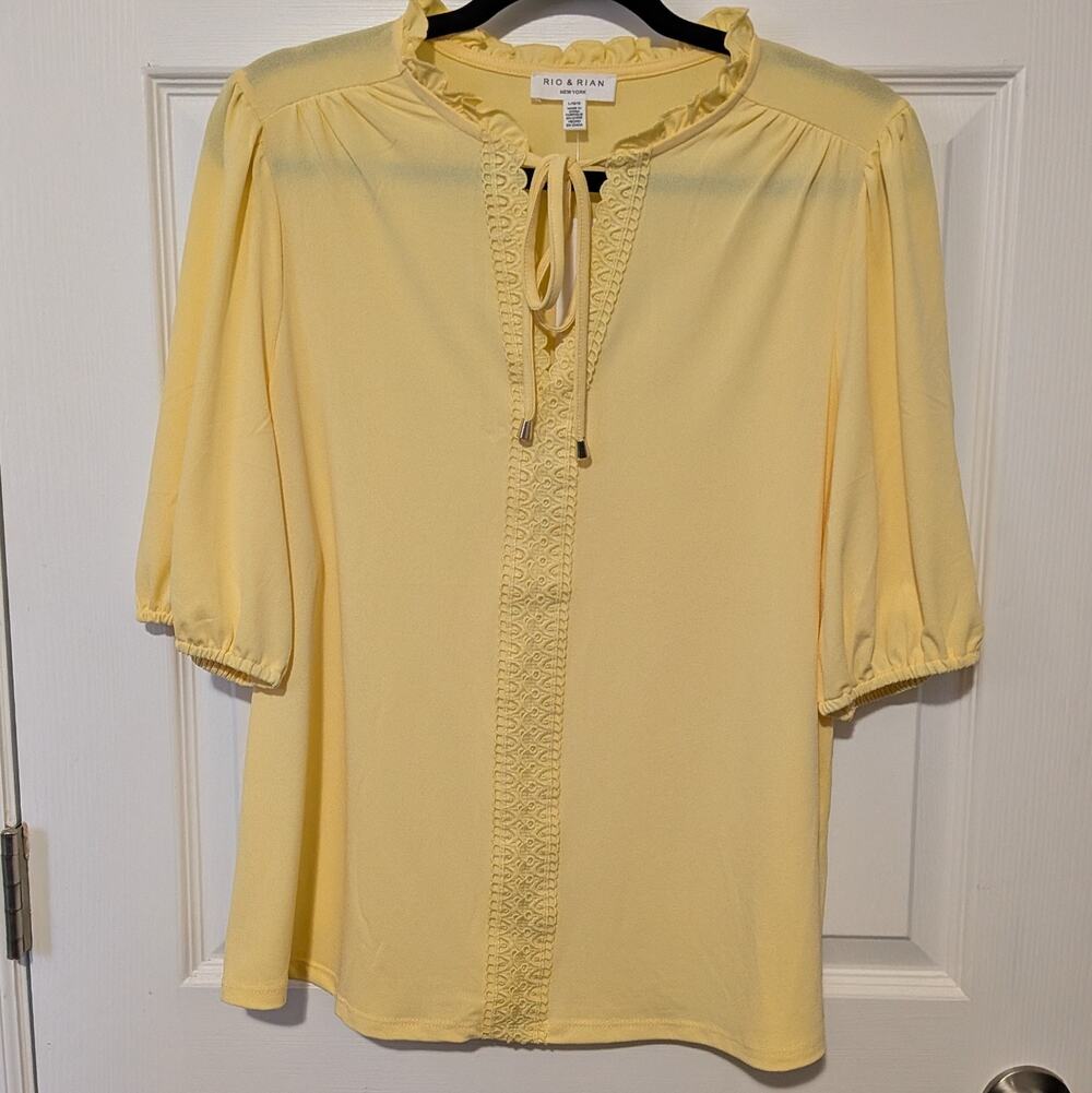 Rio & Rian New York Pastel Yellow Boho Embroidered Blouse Top Size Large NWT